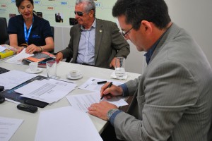 Cesmac- assina- convênio- de- apoio- ao- Doutorado- Direito- com a Fapeal  8