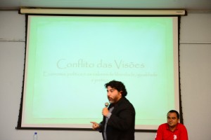 Curso_Jornalismo_Cesmac_Debate_Esquerda_Direita 4