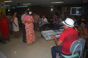 Festa -com- desfile- marca o encerramento- da primavera -no Projeto Crescer 61
