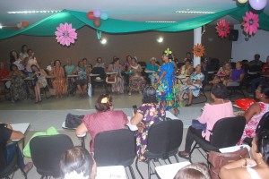 Festa -com- desfile- marca o encerramento- da primavera -no Projeto Crescer 61
