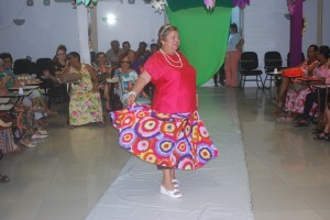 Festa -com- desfile- marca o encerramento- da primavera -no Projeto Crescer 61