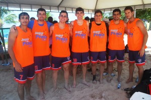 Integração- entre os- cursos foi reforçada- nos Jogos -de -Praia do -Cesmac  1