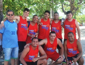 Integração- entre os- cursos foi reforçada- nos Jogos -de -Praia do -Cesmac  1