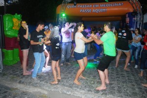 Trote -de Medicina -garante festa -dos aprovados  57