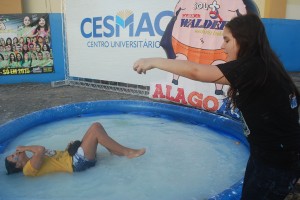 Trote -de Medicina -garante festa -dos aprovados  57
