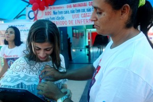 Dia- Mundial -de Luta -contra- AIDS- é -marcado com -ações- no Cesmac 27