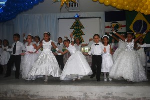 Projeto- Crescer- faz -formatura -do- Jardim III 9
