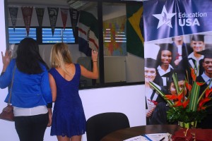 Solenidade- marca -inauguração- do Escritório- EducationUSA- no  122