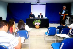 A- Desconstitucionalização- e- Precarização- dos- Direitos- Sociais- no- Brasil -Cesmac  33