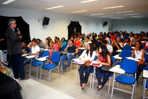 A- Desconstitucionalização- e- Precarização- dos- Direitos- Sociais- no- Brasil -Cesmac  33