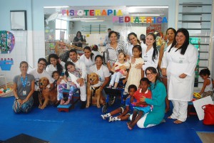 Fisioterapia- Cesmac- atende- crianças -com -apoio- dos -Focinhos- Terapeutas - 29