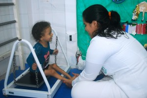 Fisioterapia- Cesmac- atende- crianças -com -apoio- dos -Focinhos- Terapeutas - 29