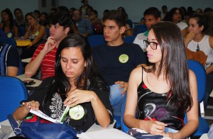 Mídia- e -Violência- é- tema- de -palestra- no- Cesmac- 15