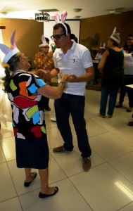 Projeto- Crescer-Cesmac- Celebra- Páscoa- com -Grupo- de -Idosos 20