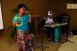 Projeto- Crescer-Cesmac- Celebra- Páscoa- com -Grupo- de -Idosos 20