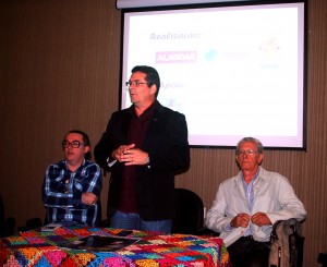 Vice-reitor -do -Cesmac- participa- de lançamento- do -Calendário -da -Fapeal- 23