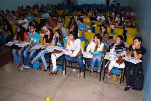 Alunos -do- Walder- Cursos- visitam- estrutura- do- Cesmac  07