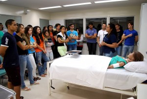 Alunos -do- Walder- Cursos- visitam- estrutura- do- Cesmac  07