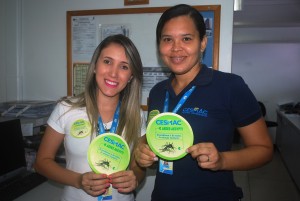 Colaboradores- do- Cesmac- recebem- adesivo-s da -Campanha -Aedes -Aegypti 17