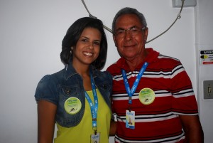 Colaboradores- do- Cesmac- recebem- adesivo-s da -Campanha -Aedes -Aegypti 17