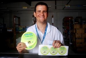 Colaboradores- do- Cesmac- recebem- adesivo-s da -Campanha -Aedes -Aegypti 17