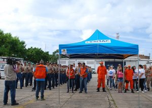 Mobilização no combate ao Aedes Aegypti movimenta ruas do Farol - Cesmac  07