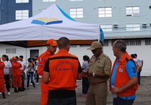 Mobilização no combate ao Aedes Aegypti movimenta ruas do Farol - Cesmac  07