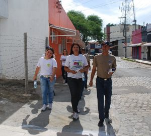 Mobilização no combate ao Aedes Aegypti movimenta ruas do Farol - Cesmac  07