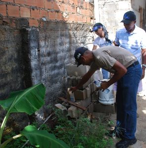 Mobilização no combate ao Aedes Aegypti movimenta ruas do Farol - Cesmac  07