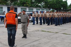 Mobilização no combate ao Aedes Aegypti movimenta ruas do Farol - Cesmac  07