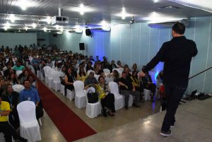 Programação- Dia -do- Trabalho- continuou- com- Palestra- e- Stand -UP- Cesmac 51