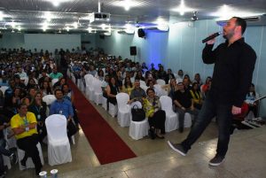 Programação- Dia -do- Trabalho- continuou- com- Palestra- e- Stand -UP- Cesmac 51