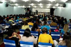 Walder- Cursos- realiza- aulão- no- Cesmac-  38