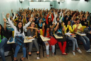 Walder- Cursos- realiza- aulão- no- Cesmac-  38