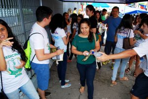 Estudantes do Primeiro Período de Medicina recepcionam os candidatos 10