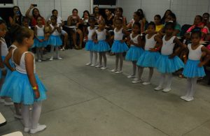 Projeto- Crescer- do- Cesmac- comemora- Dia -das- Mães- 101