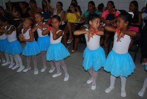 Projeto- Crescer- do- Cesmac- comemora- Dia -das- Mães- 101