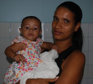 Projeto- Crescer- do- Cesmac- comemora- Dia -das- Mães- 101