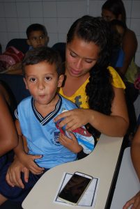 Projeto- Crescer- do- Cesmac- comemora- Dia -das- Mães- 101