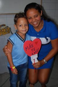 Projeto- Crescer- do- Cesmac- comemora- Dia -das- Mães- 101