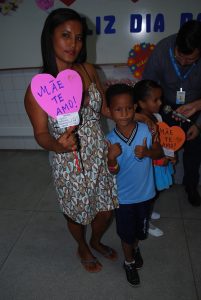 Projeto- Crescer- do- Cesmac- comemora- Dia -das- Mães- 101