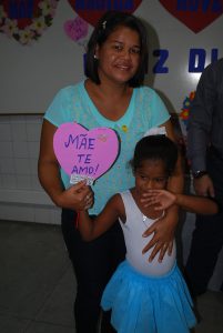 Projeto- Crescer- do- Cesmac- comemora- Dia -das- Mães- 101