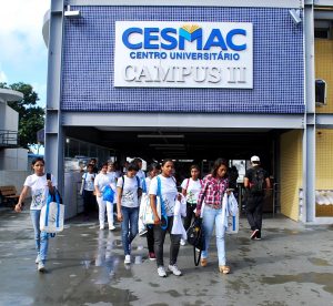 Alunos do Centro Brasileiro de Cursos visitam estrutura do Cesmac 06