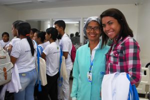 Alunos do Centro Brasileiro de Cursos visitam estrutura do Cesmac 06