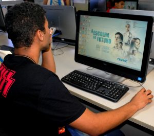 Escola- Moreira- e- Silva- visita- o- Cesmac- 22