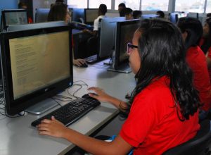 Escola- Moreira- e- Silva- visita- o- Cesmac- 22