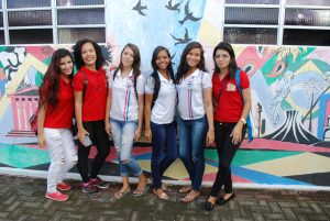 Escola- Moreira- e- Silva- visita- o- Cesmac- 22