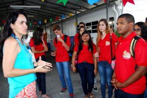 Escola- Moreira- e- Silva- visita- o- Cesmac- 22