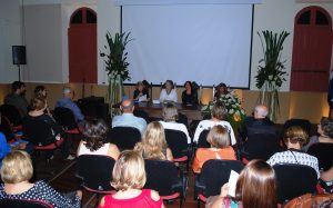 Professora- doutora- Vera- Romariz- lança- mais- uma- obra-Cesmac - 16