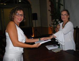Professora- doutora- Vera- Romariz- lança- mais- uma- obra-Cesmac - 16